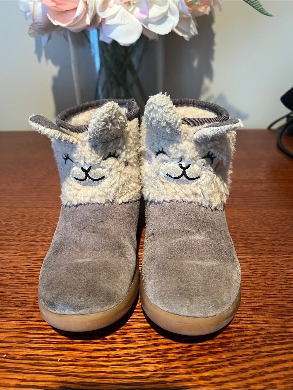 Used UGG lamb boots. Size 11